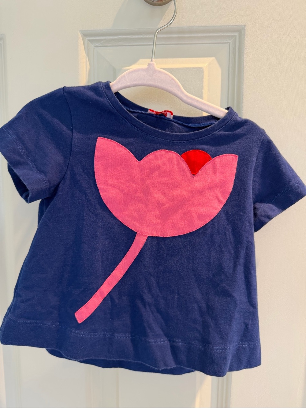 Il Gufo Navy Tee with Pink Flower and Red Accent -2T